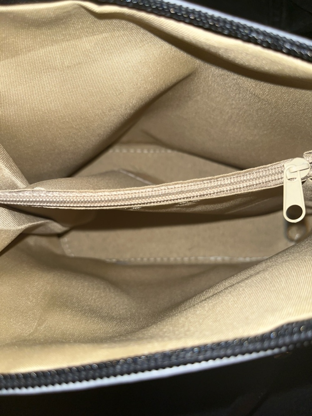 NWT Vera Pelle Light Gray Genuine Leather Crossbody Purse - Picture 5 of 7